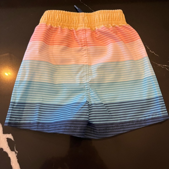 Like new Rugged Butts swim trunks - Picture 2 of 3